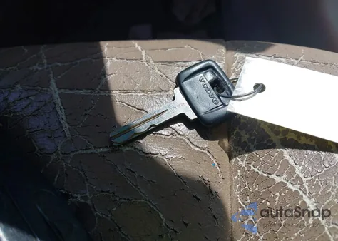 1998 Volvo S70 Gtas/Gtms from USA, damaged, VIN YV1LS5588W1484970